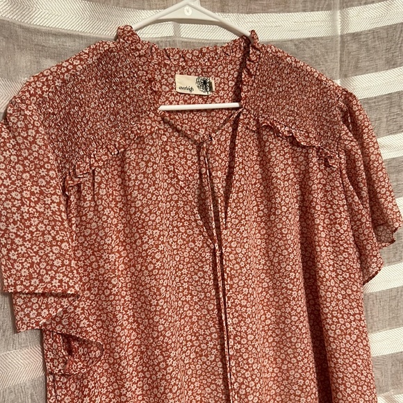 Everleigh Blouse - Picture 3 of 4